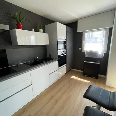 Spacieux 6 Pers Proche Centre Et Gare - Parking Prive Securise *