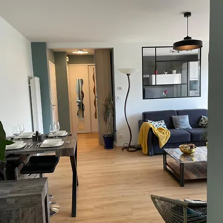 Spacieux 6 Pers Proche Centre Et Gare - Parking Prive Securise Apartamento Laval (Mayenne)