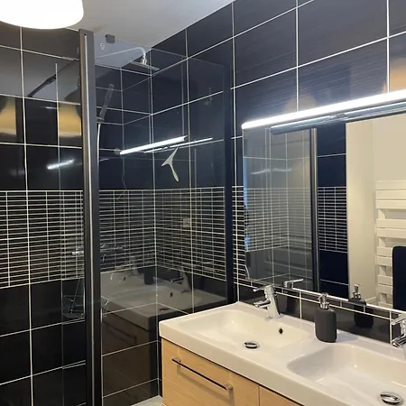 Apartamento Spacieux 6 Pers Proche Centre Et Gare - Parking Prive Securise Laval (Mayenne)