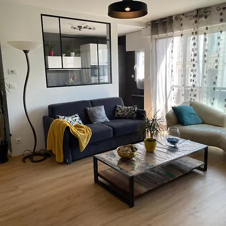 Spacieux 6 Pers Proche Centre Et Gare - Parking Privé Securisé Laval (Mayenne)