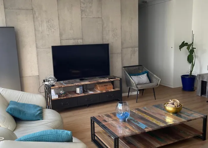 Spacieux 6 Pers Proche Centre Et Gare - Parking Prive Securise דירה