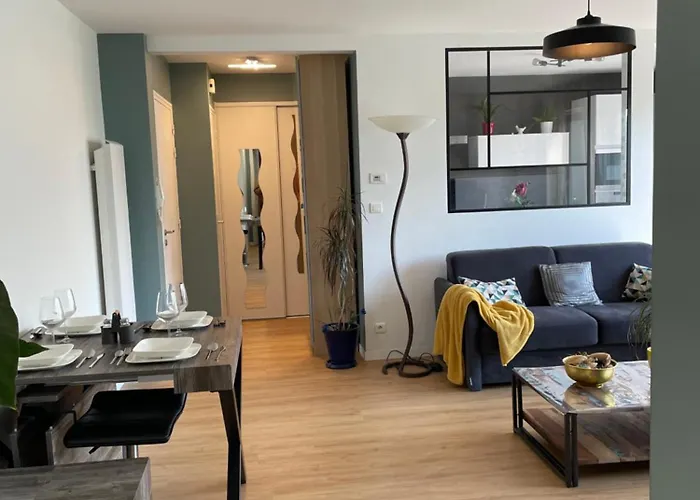 Spacieux 6 Pers Proche Centre Et Gare - Parking Prive Securise דירה לאבאל