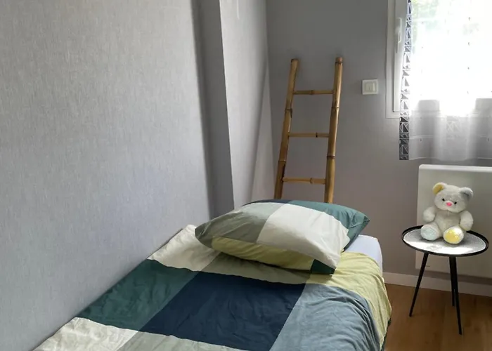 Spacieux 6 Pers Proche Centre Et Gare - Parking Prive Securise לאבאל